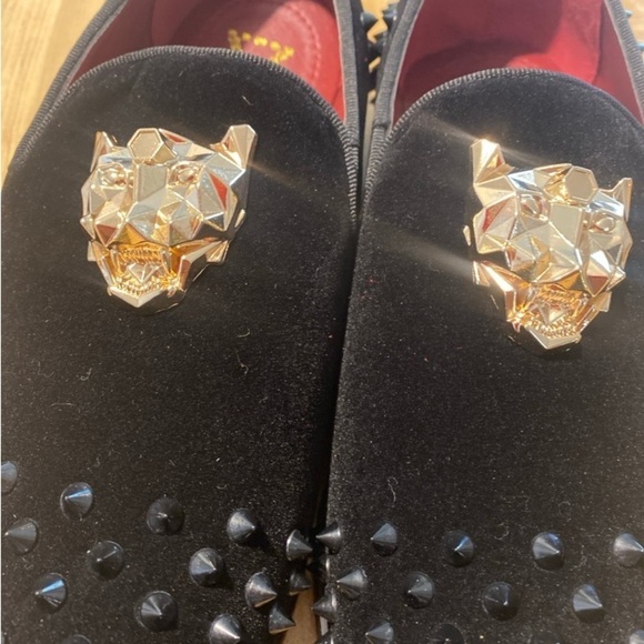 Men's Spikes Dress Shoes Black Velvet Loafers Gold Buckle Slip-On NWOT size 8.5 - Picture 11 of 12